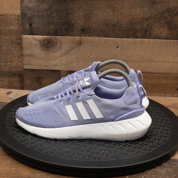 ADIDAS SWIFT RUN 22 WOMENS ATHLETIC SHOES RUNNING WALKING GYM LIGHT PURPLE SZ 7 - Picture 5 of 9